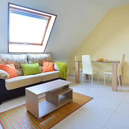 Con Terraza Frente Al Mar En Apartment O Grove