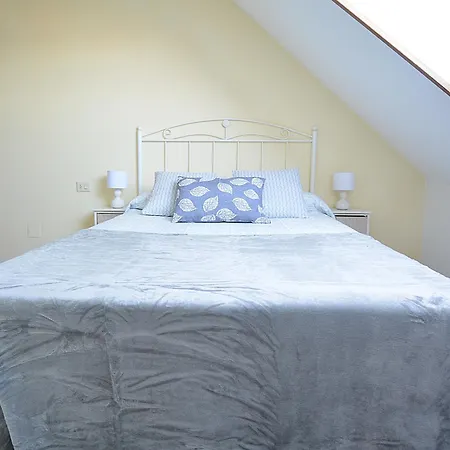 Con Terraza Frente Al Mar En Apartamento *